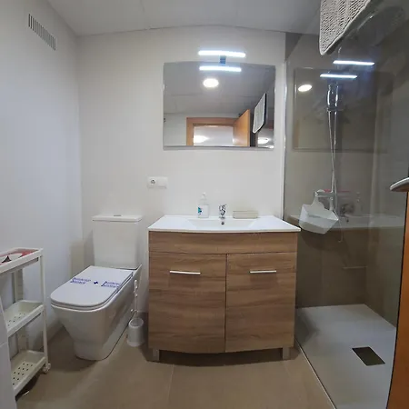 Homes Of Spain, Paraiso Playa, Fatu Hiva, Bajo A Con Piscina Privada En Jardin Privado, Primera Linea De Playa, Wifi Apartmán *