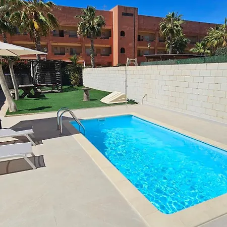 Homes Of Spain, Paraiso Playa, Fatu Hiva, Bajo A Con Piscina Privada En Jardin Privado, Primera Linea De Playa, Wifi 아파트 베라