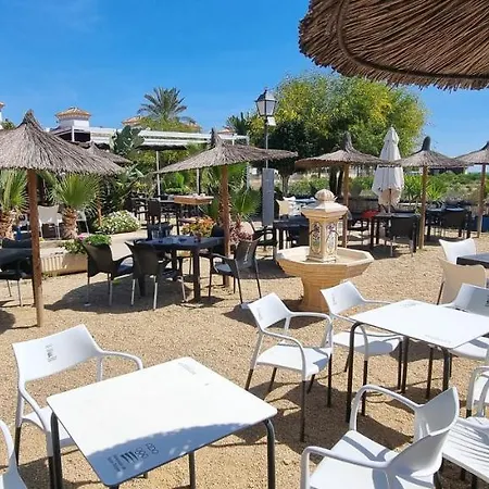 Апартаменты Homes Of Spain, Paraiso Playa, Fatu Hiva, Bajo A Con Piscina Privada En Jardin Privado, Primera Linea De Playa, Wifi Вера