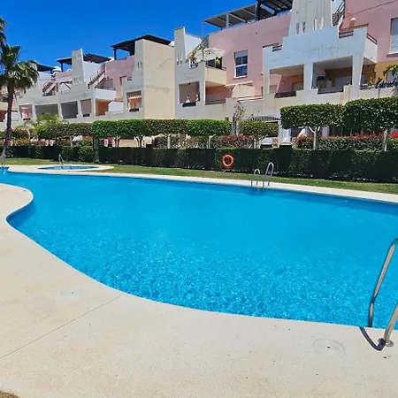 Homes Of Spain, Paraiso Playa, Fatu Hiva, Bajo A Con Piscina Privada En Jardin Privado, Primera Linea De Playa, Wifi